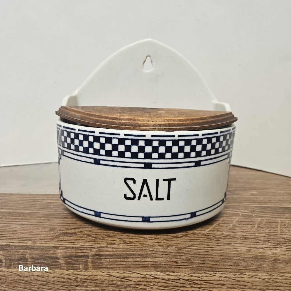 Vintage Antique 20s Czecho Slovakia "Yvonne 360" Porcelain Salt Box/Container